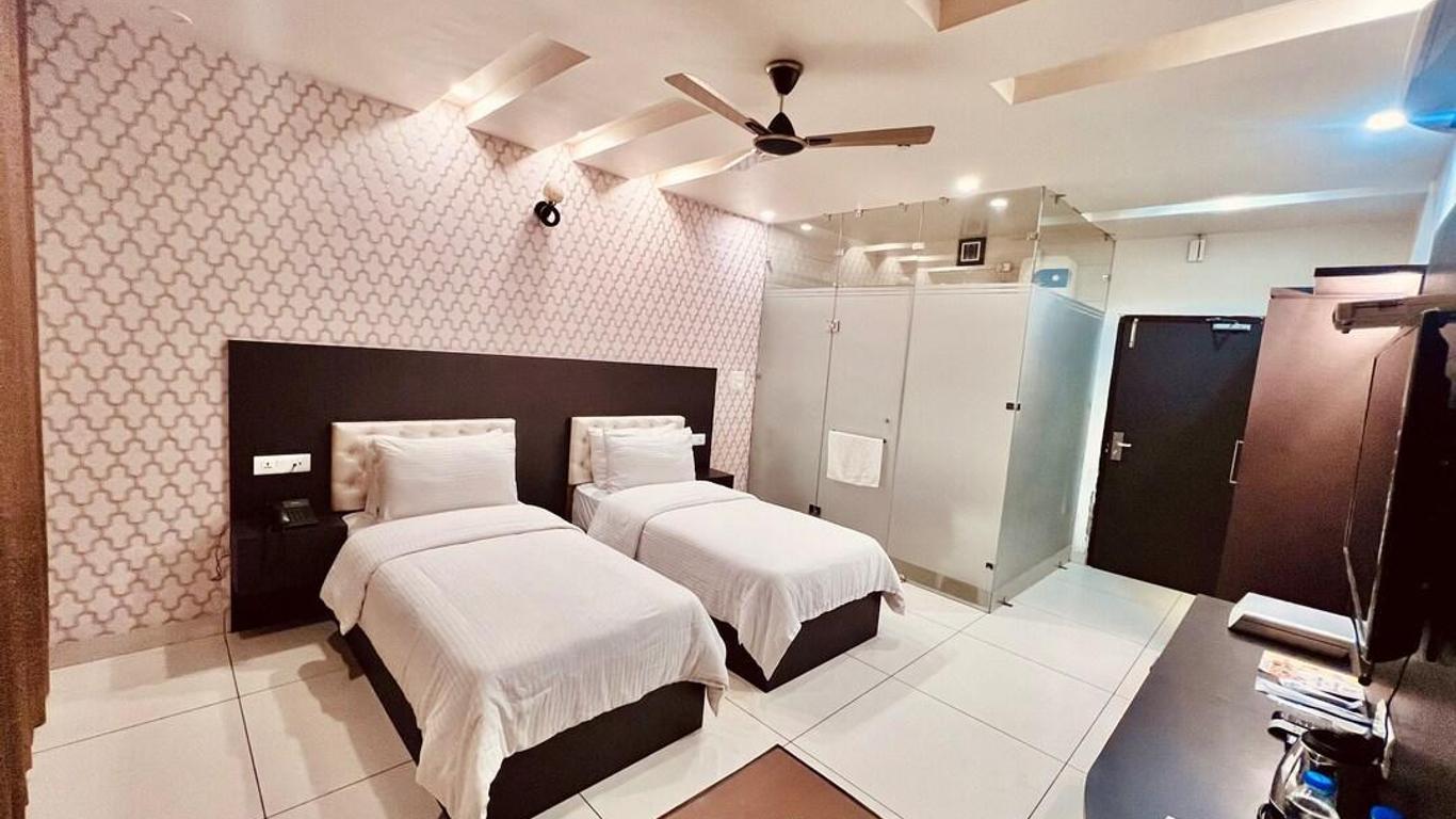 K T Royal Hotel