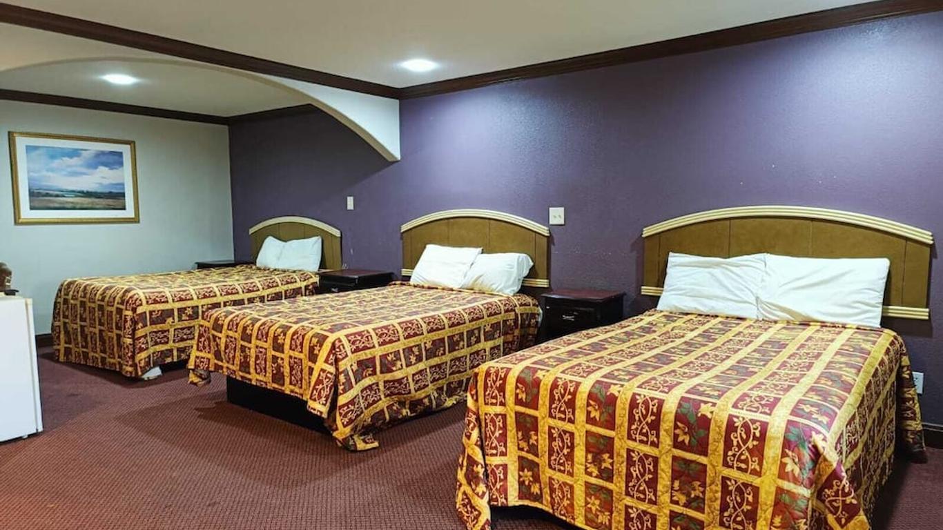 OYO American Inn And Suites Victoria