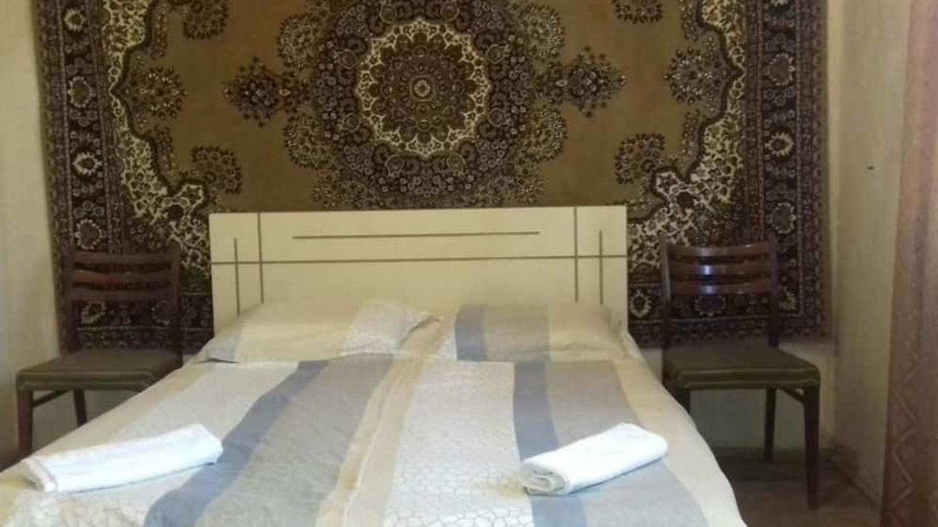 Farmer's Guest House