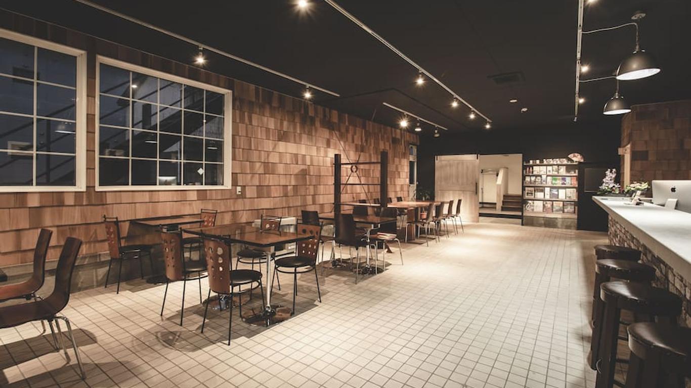 Noboribetsu Guest House Aka & Ao