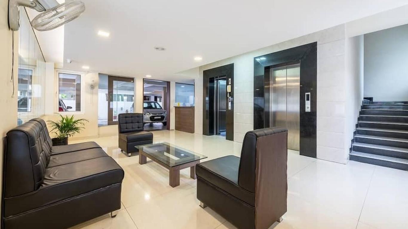 Hotel Mount Kailash Suites