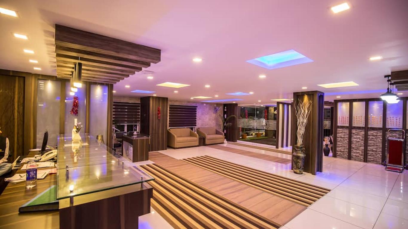 South Gate Residency