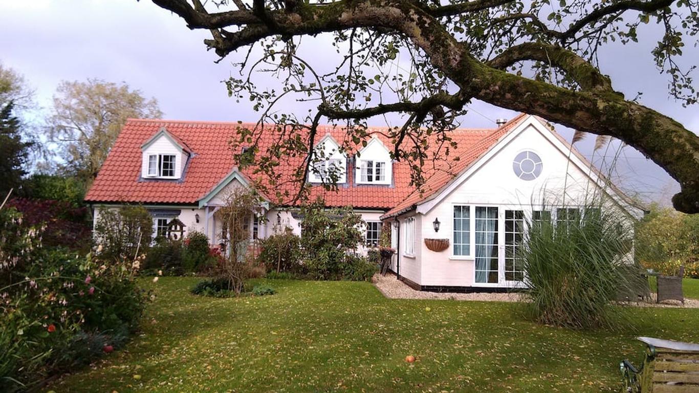 White Cottage B and B