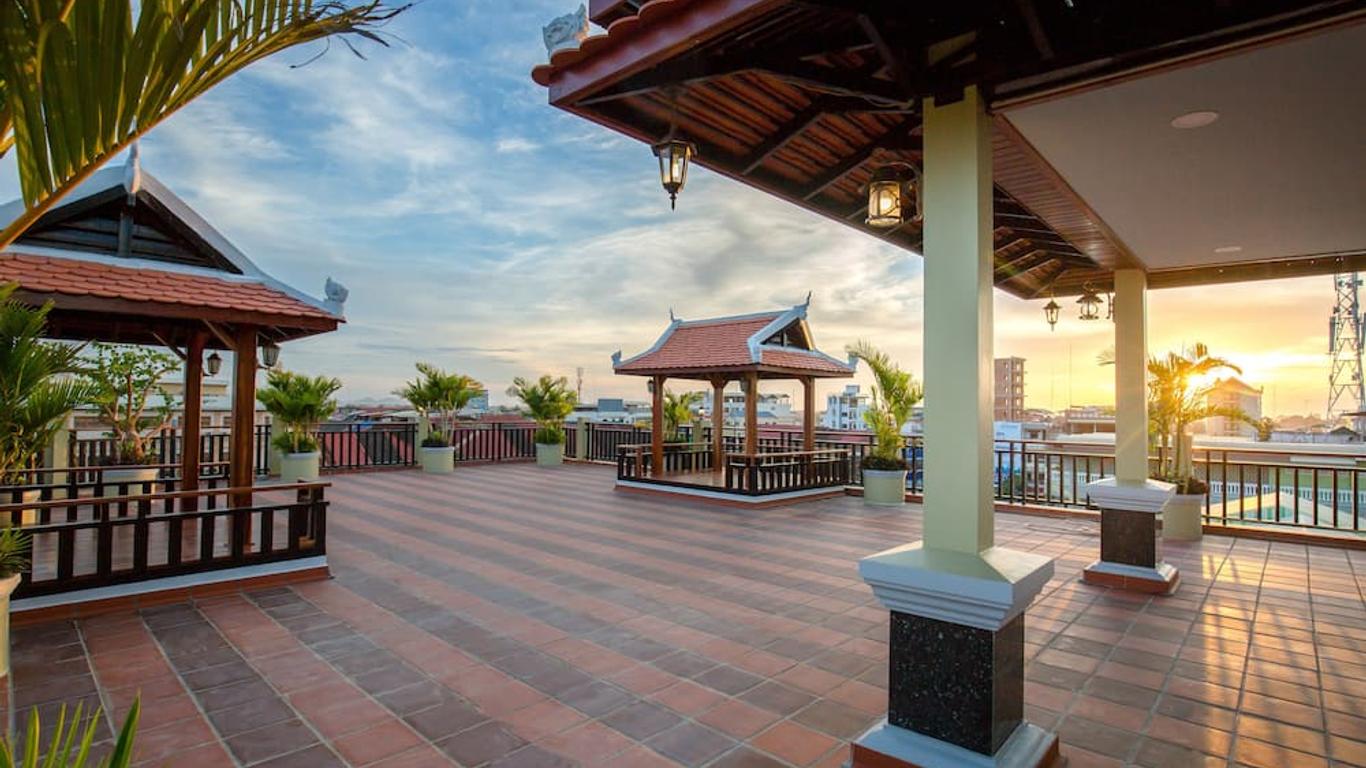 Seng Hout Hotel
