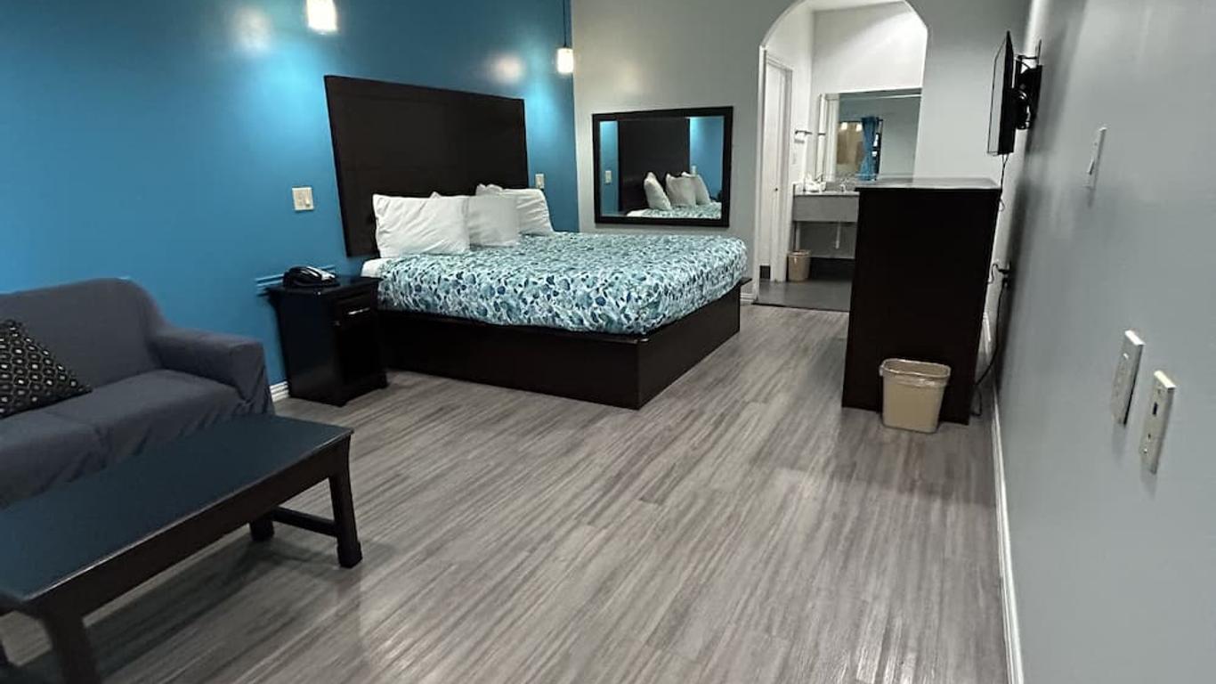 Regency Inn & Suites