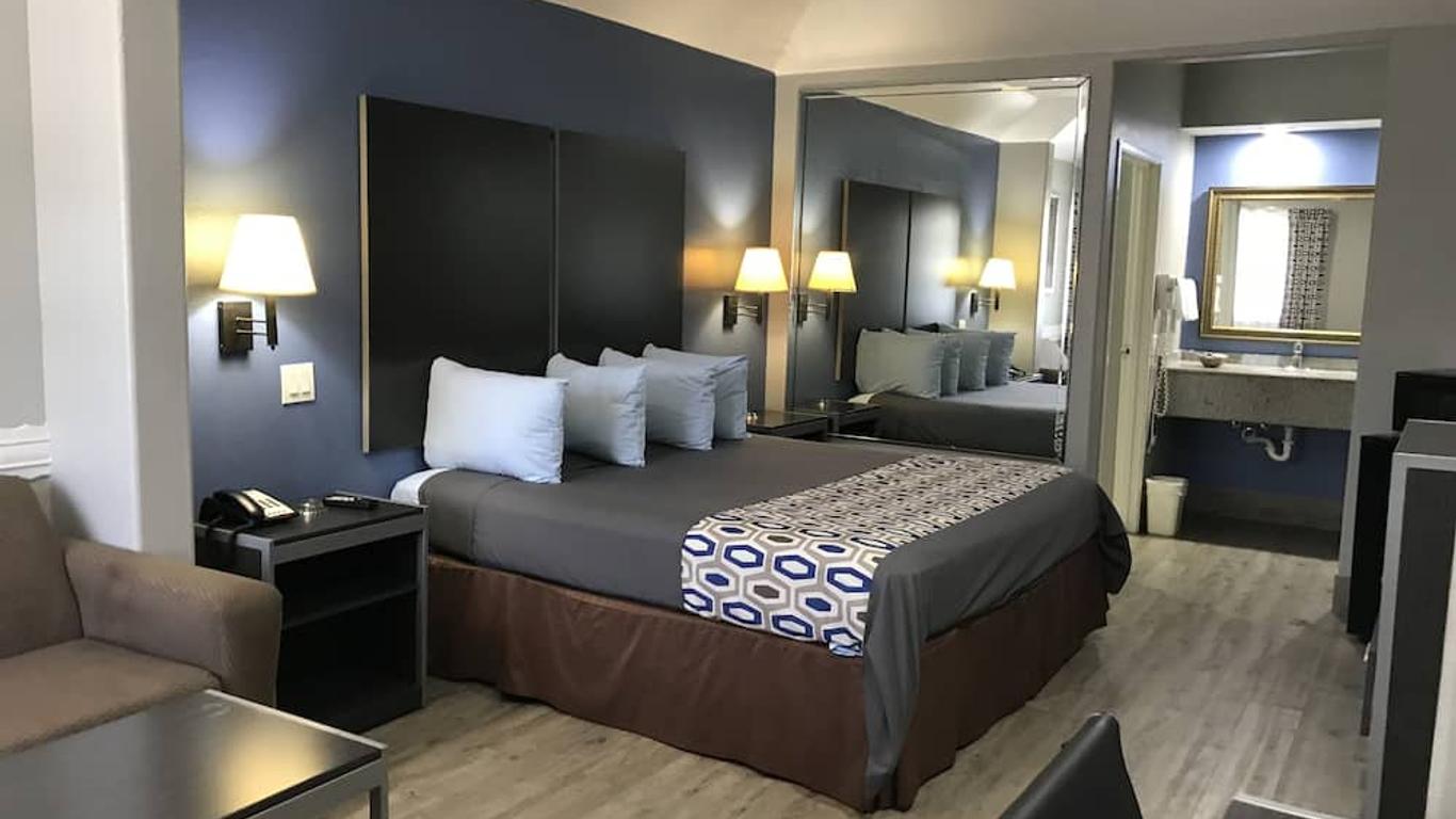 Camelot Inn & Suites Veterans Memorial Nw Houston