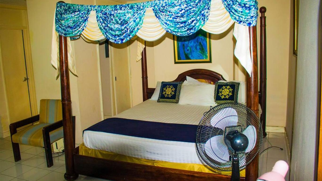Sky Blue Beach Studio at Turtle Towers