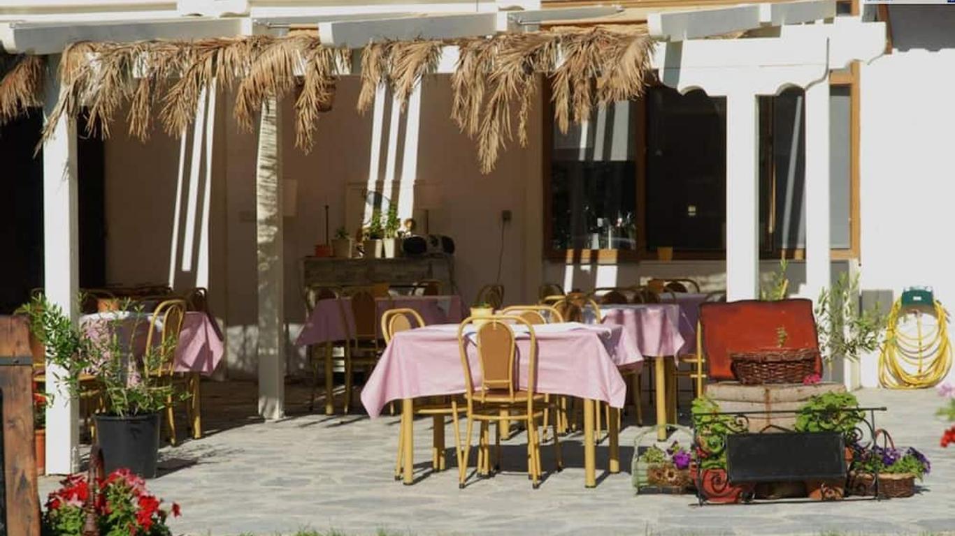 Xanthos Rooms