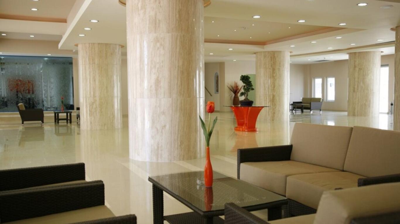 Sun Palace