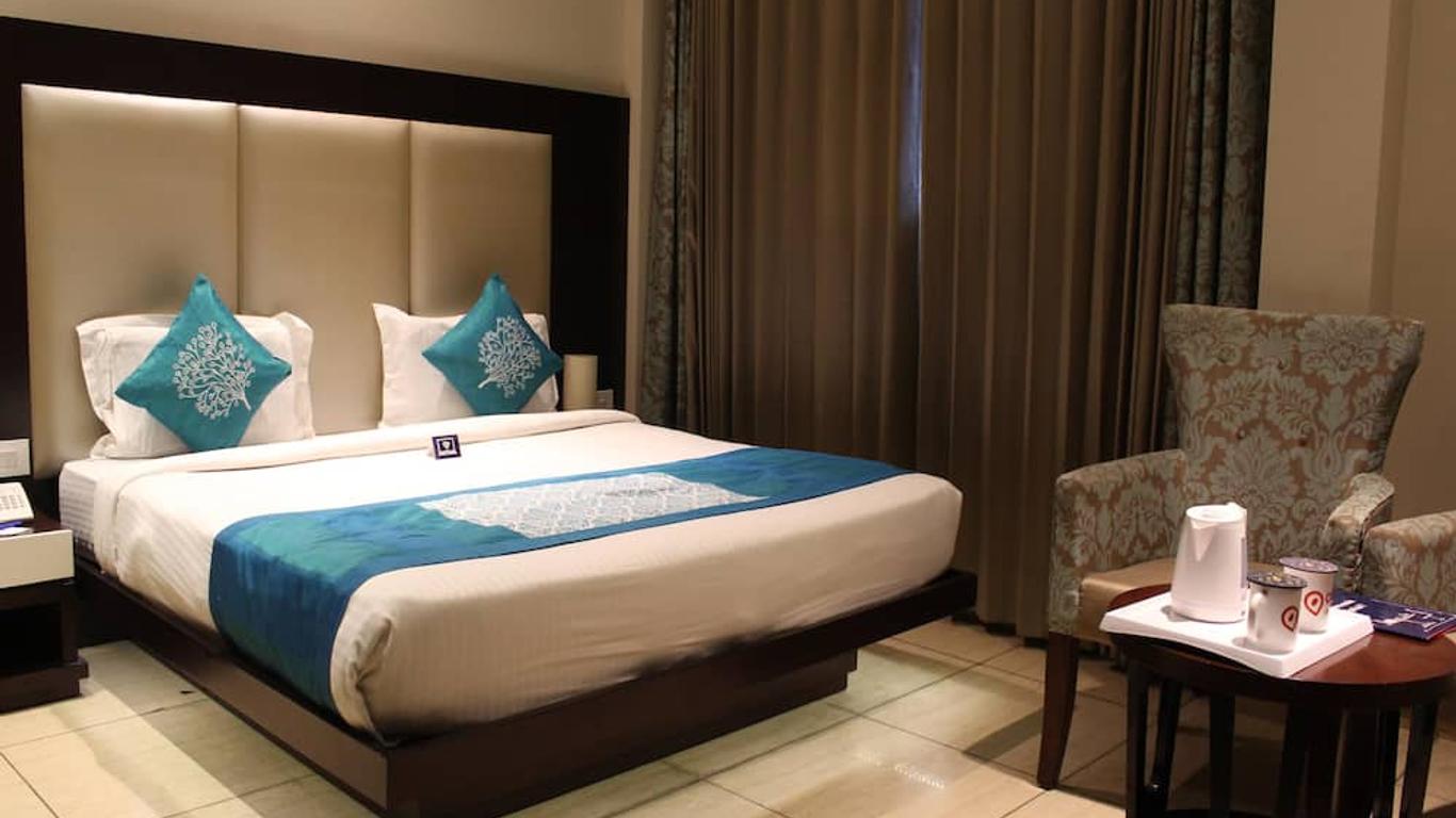 OYO 2617 Hotel Samrat Heavens