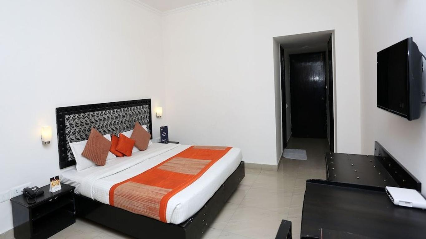 OYO 1672 Hotel The Pearl