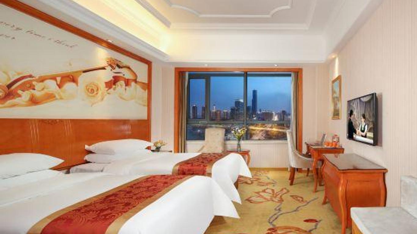 Vienna International Hotel (Wuhan Yangtze River 2nd Bridge Hankou Jiangtan)