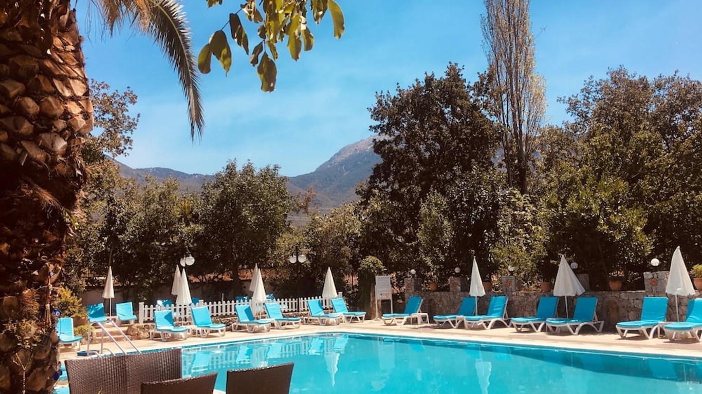 Yakamoz Hotel