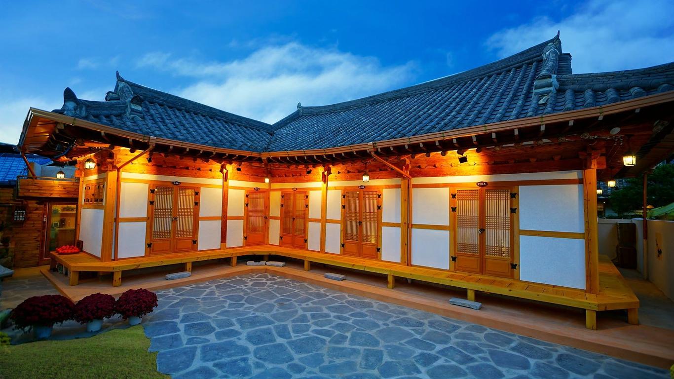 Hanok House