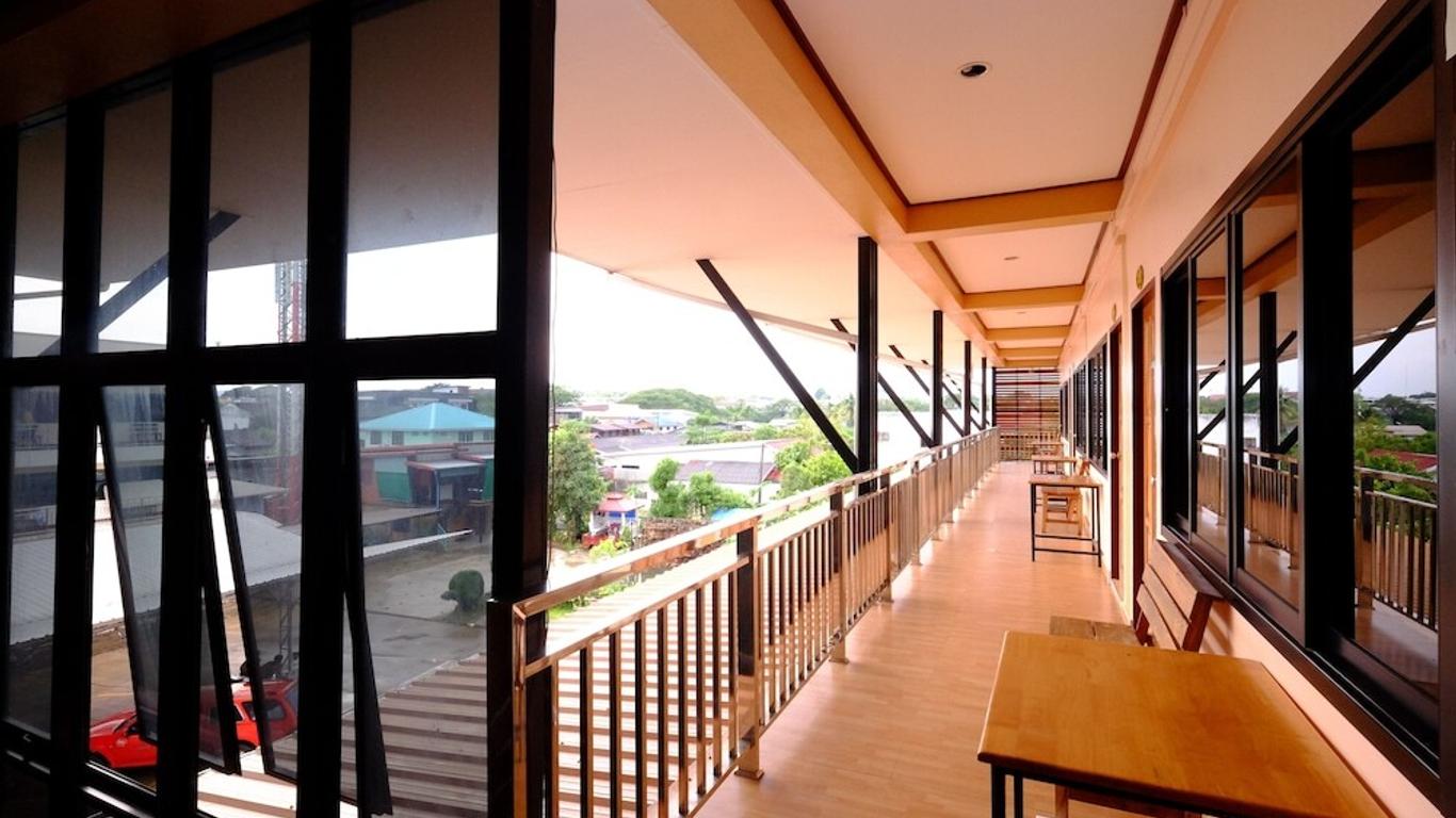 Kanjana Hotel