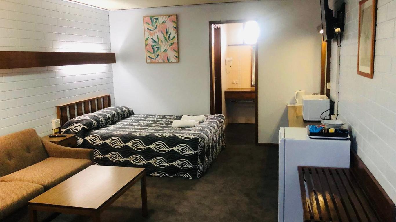 Century Motor Inn