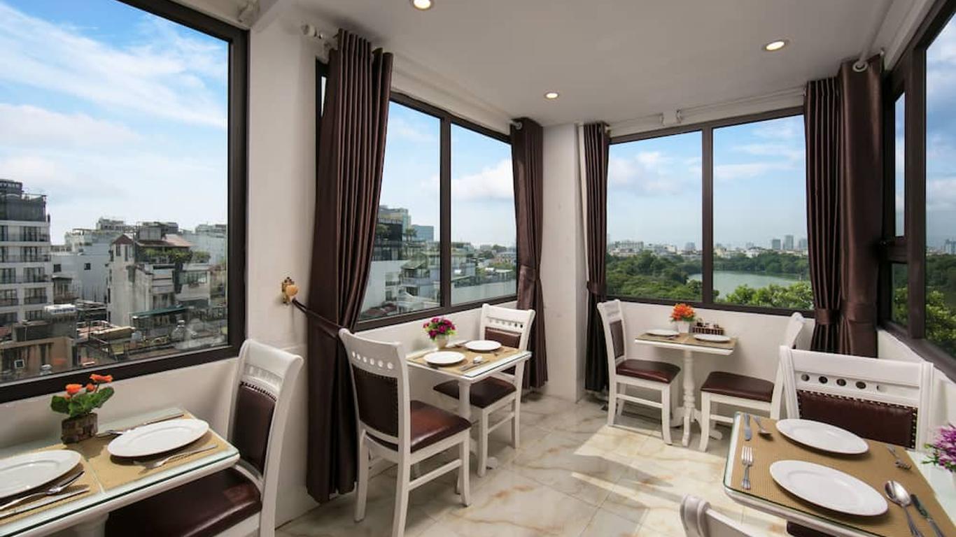 Trang Trang Premium Hotel