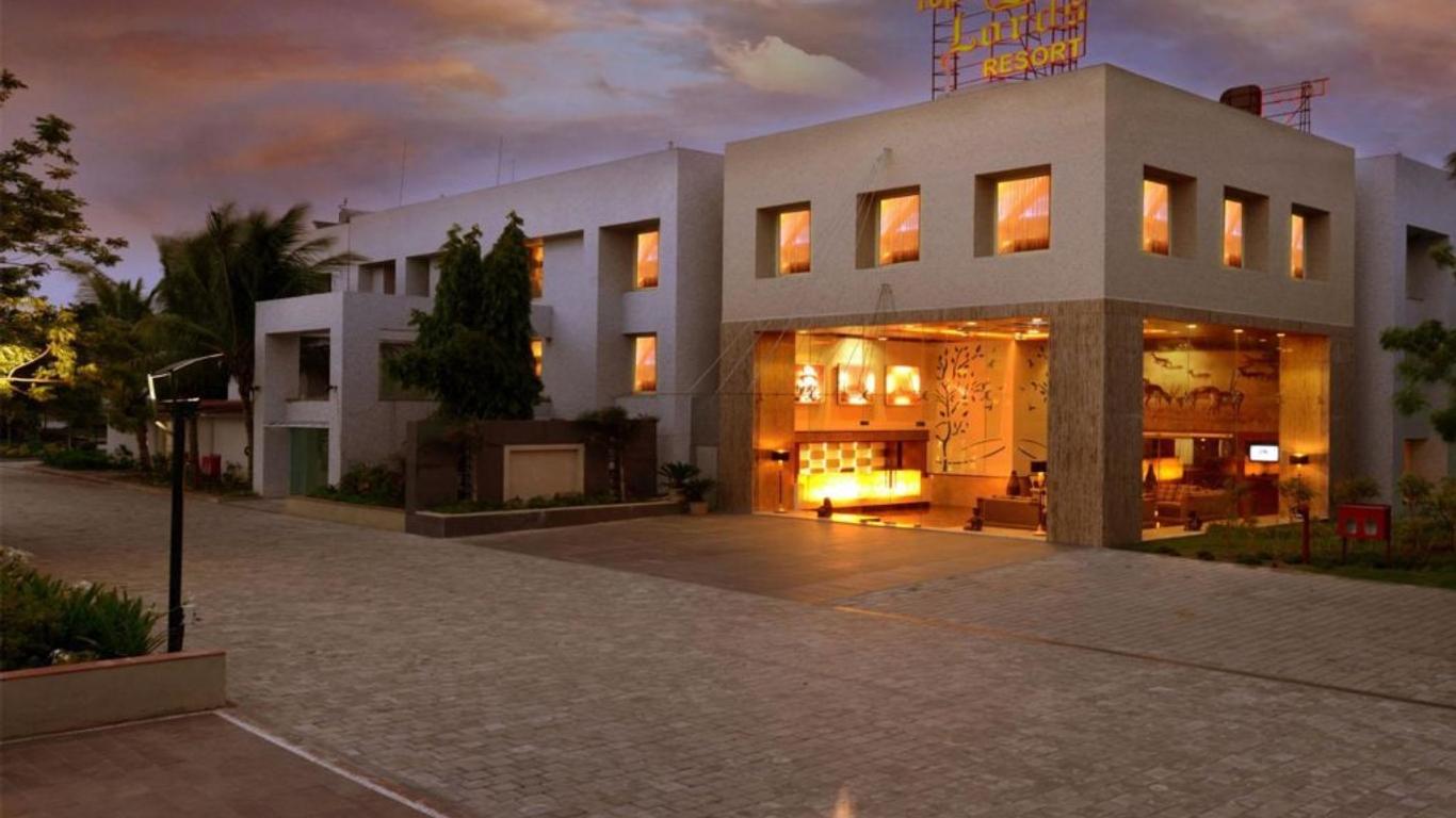 Top3 Lords Resort Bhavnagar