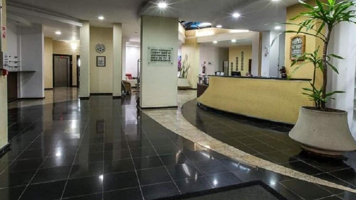 Hotel Minas Tower