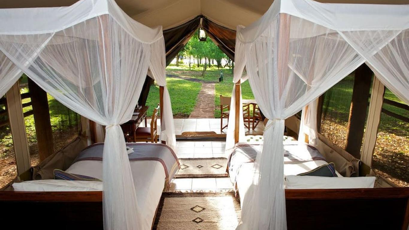Voyager Ziwani Tented Camp