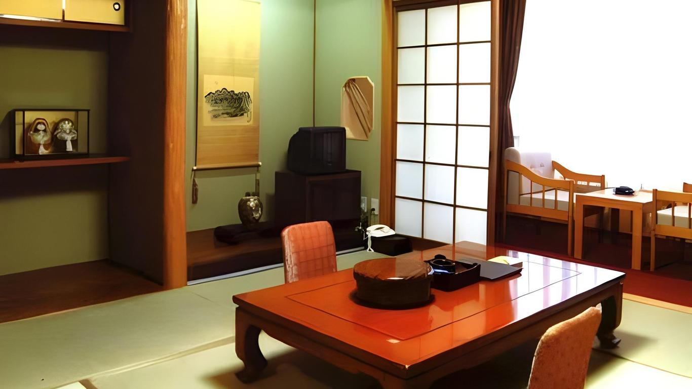 Shiitake Kaikan Taisuikaku
