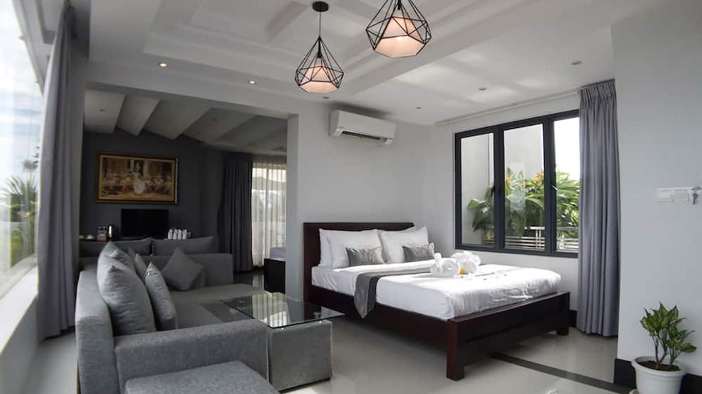 Hotel Five.S