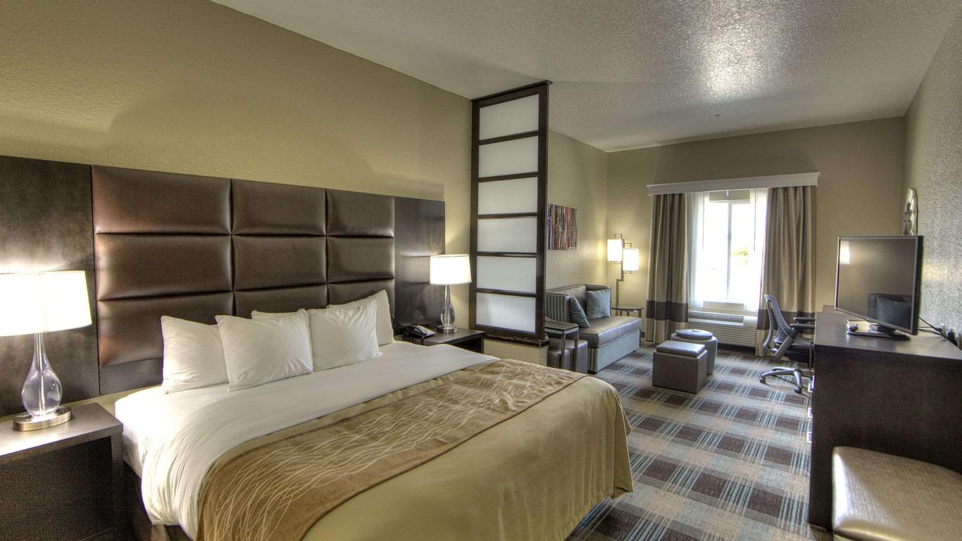 Comfort Inn & Suites Fort Worth West