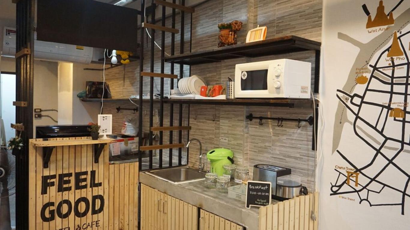 Feel Good Bangkok Hostel
