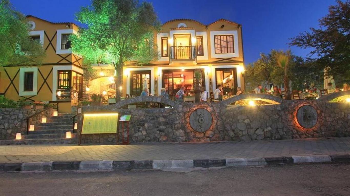 The Olive Tree Studios - Adults Only