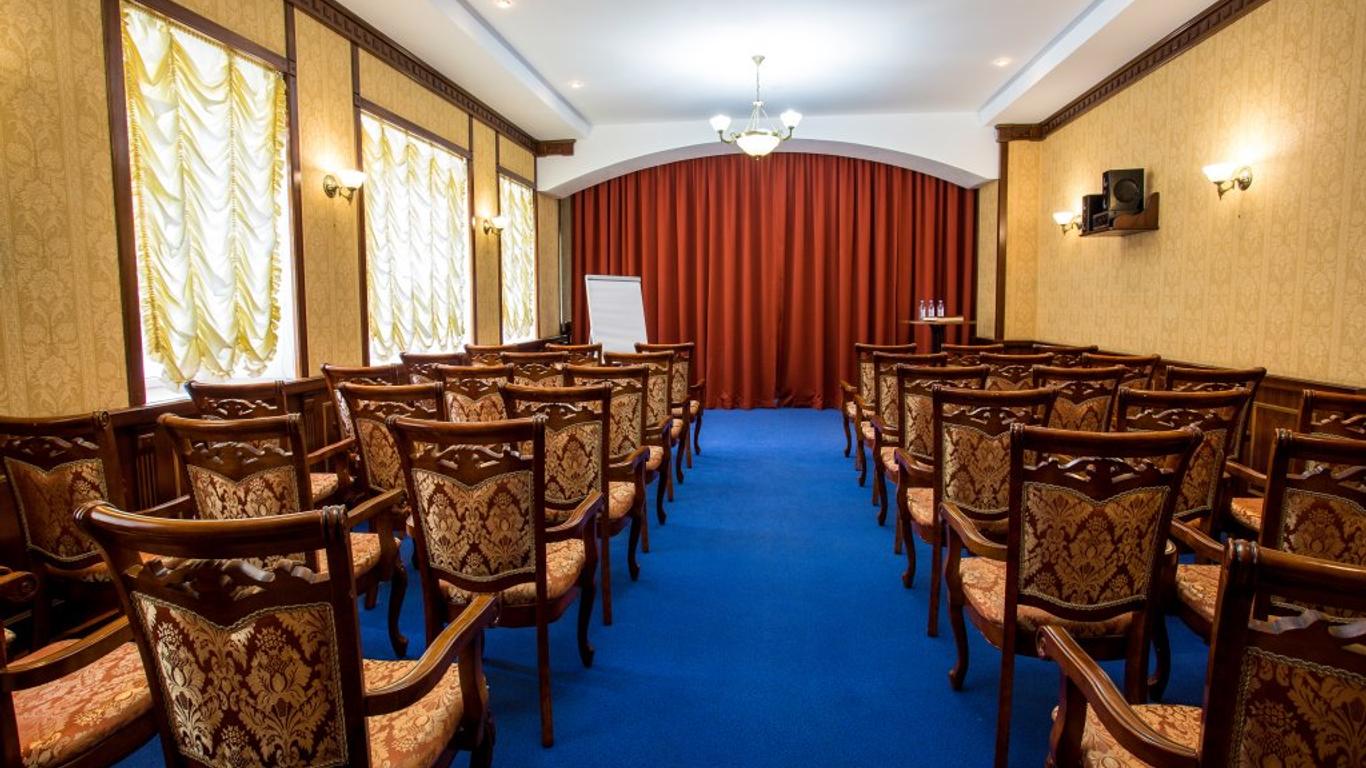 Hotel Maraphon