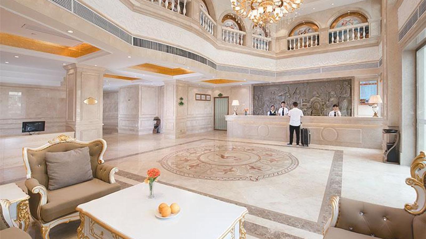 Vienna Hotel Guangxi Guilin Yangshuo West Street Eternal Love