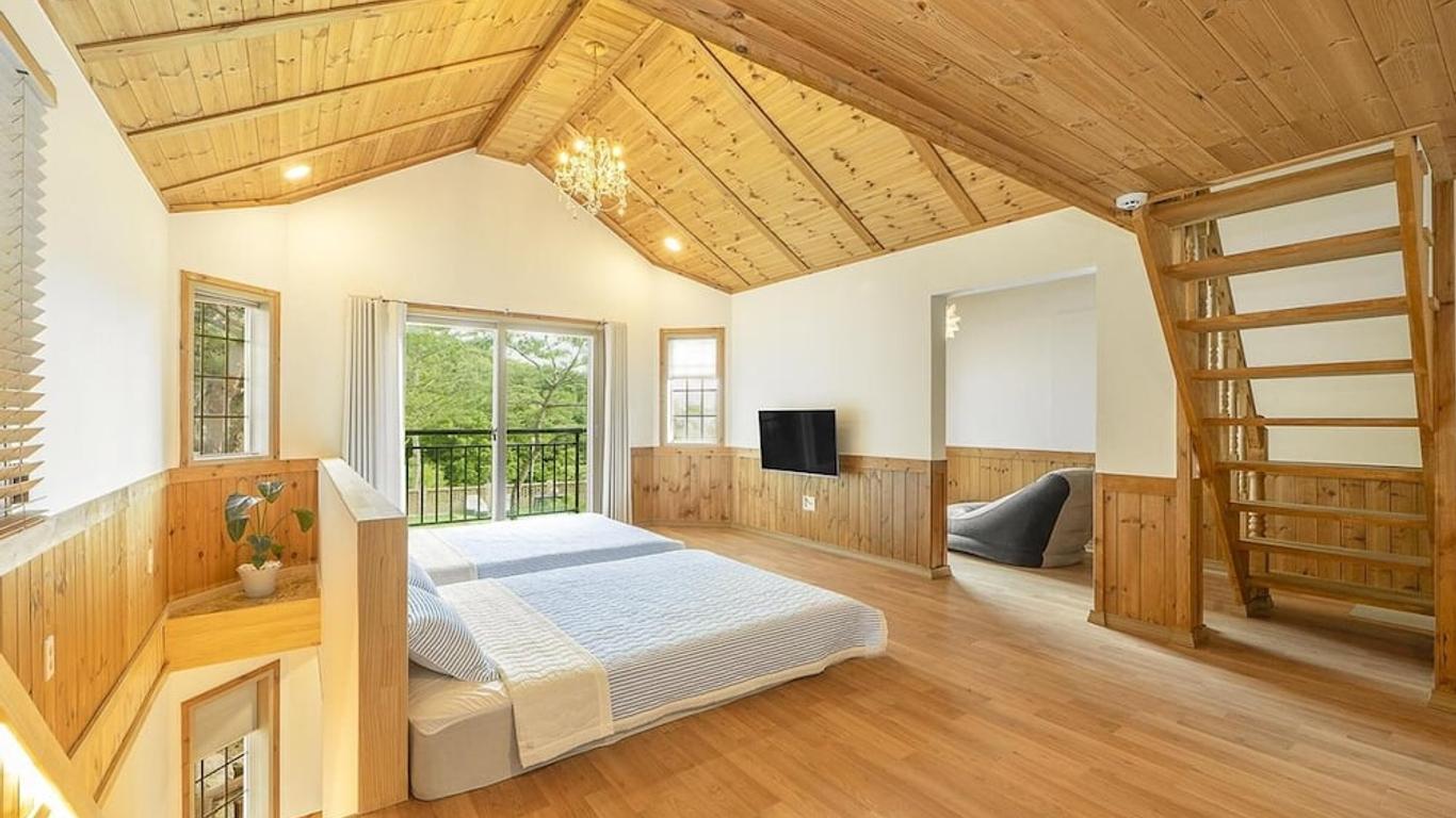 Gyeongju Themandi Pension