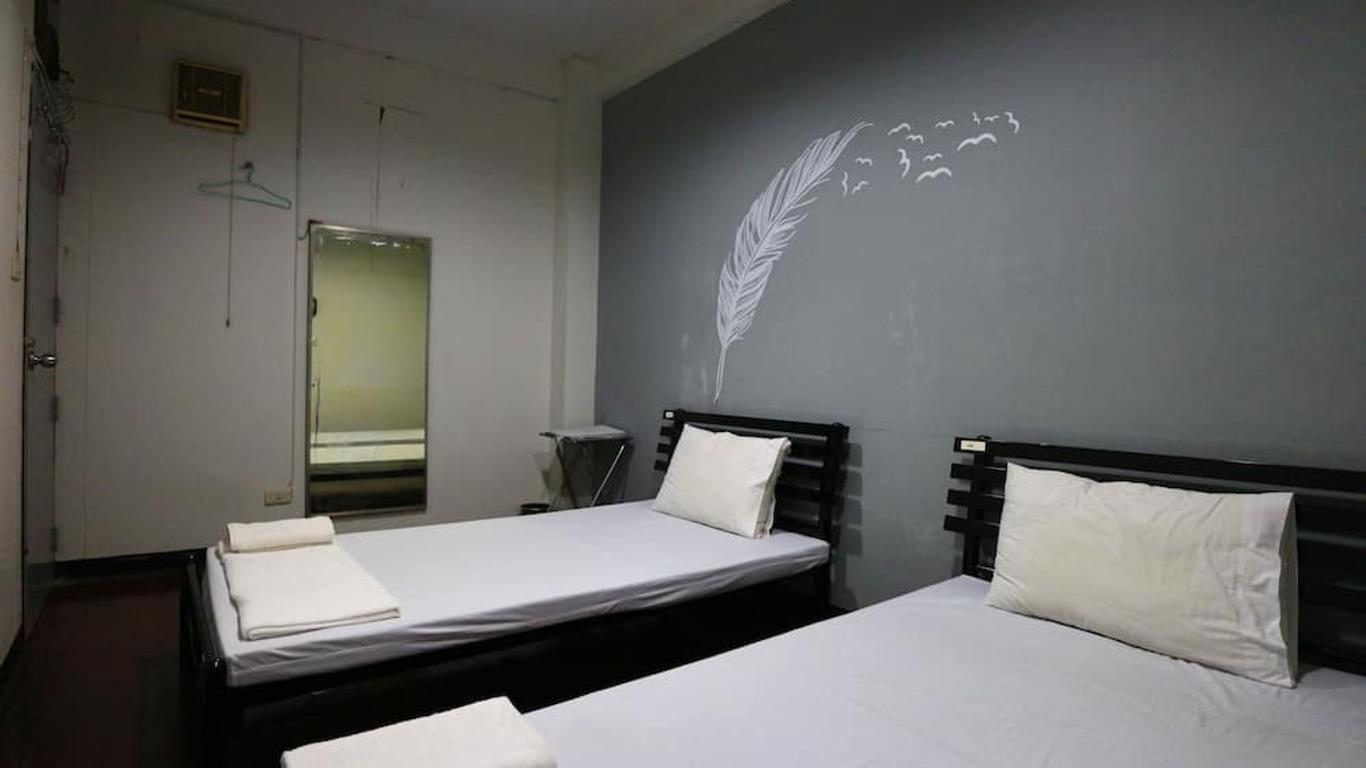 M House Hostel