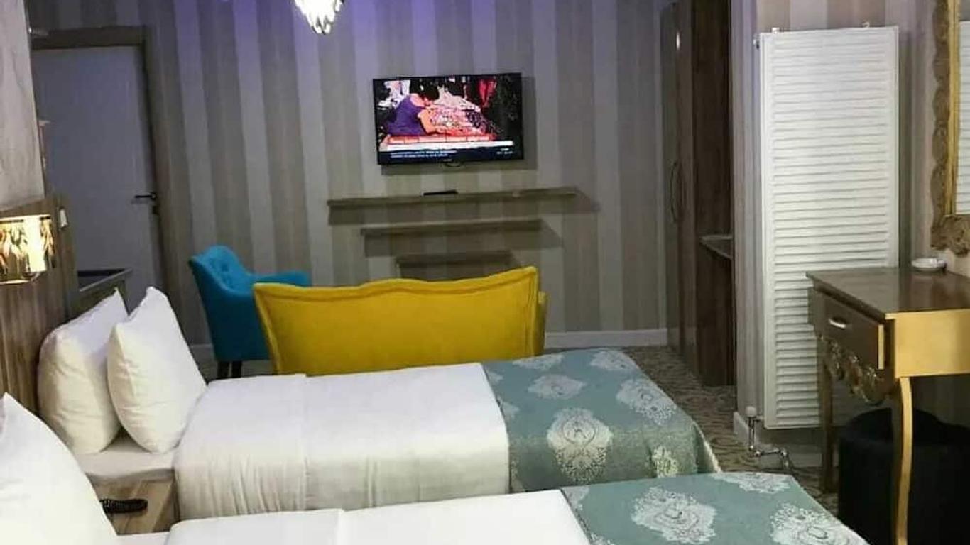 Crystall Hotel