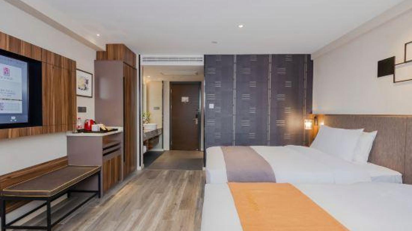 Home Inn Plus Shanghai Pudong Xinchang Metro Station Xinchang Ancient Town