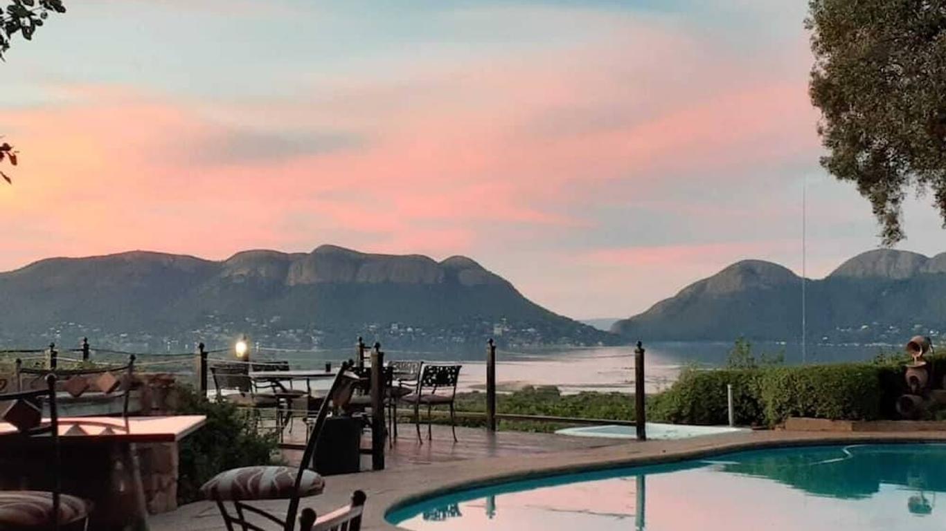 La Montagne Guest Lodge