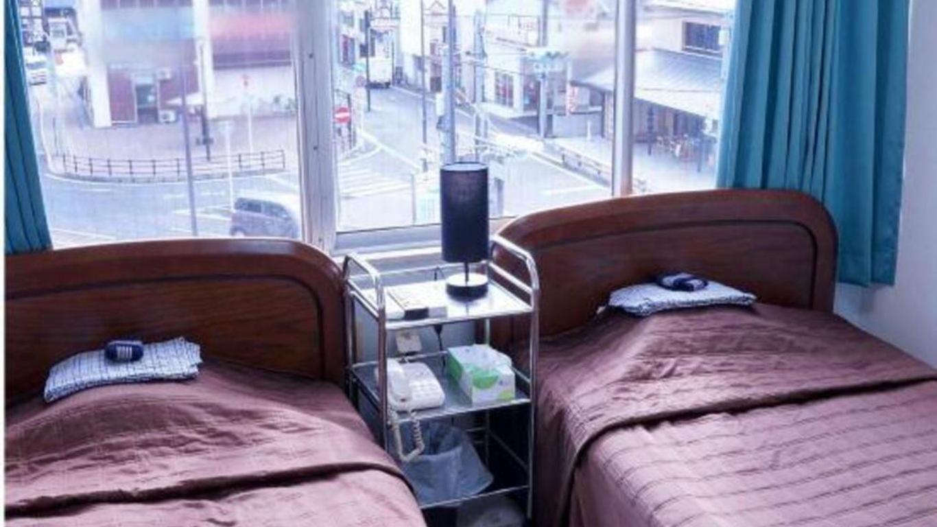 Tanabe Station Hotel