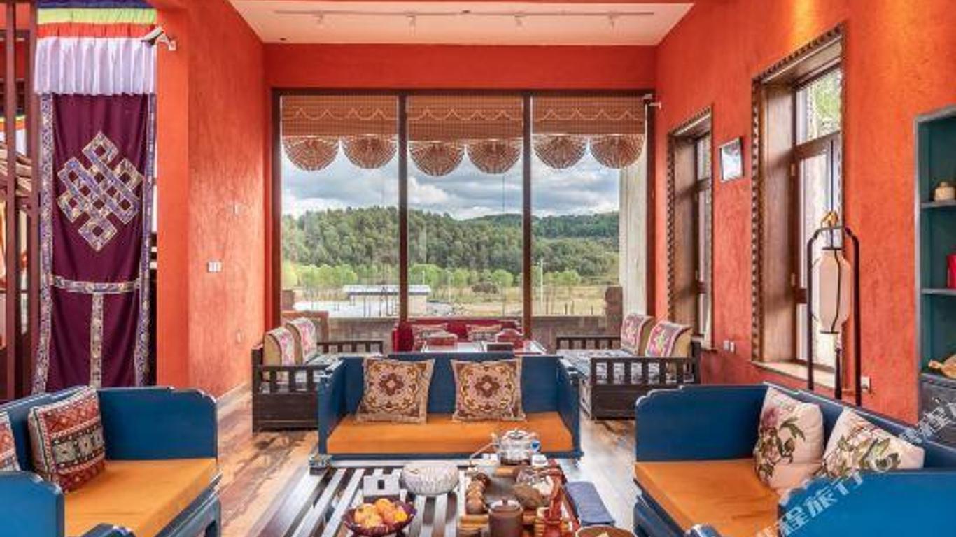 Fanjing Cailianju Tibetan-style Hotel