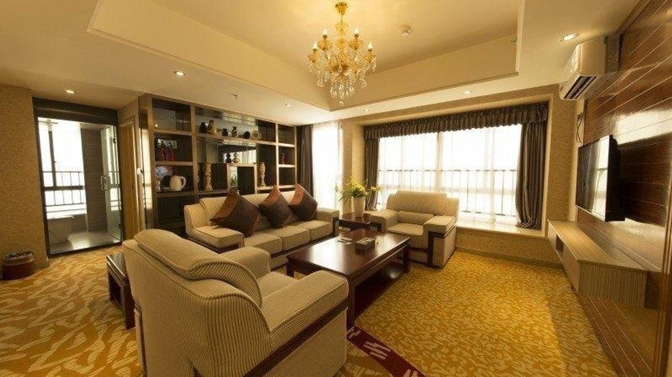 Yake Hotel