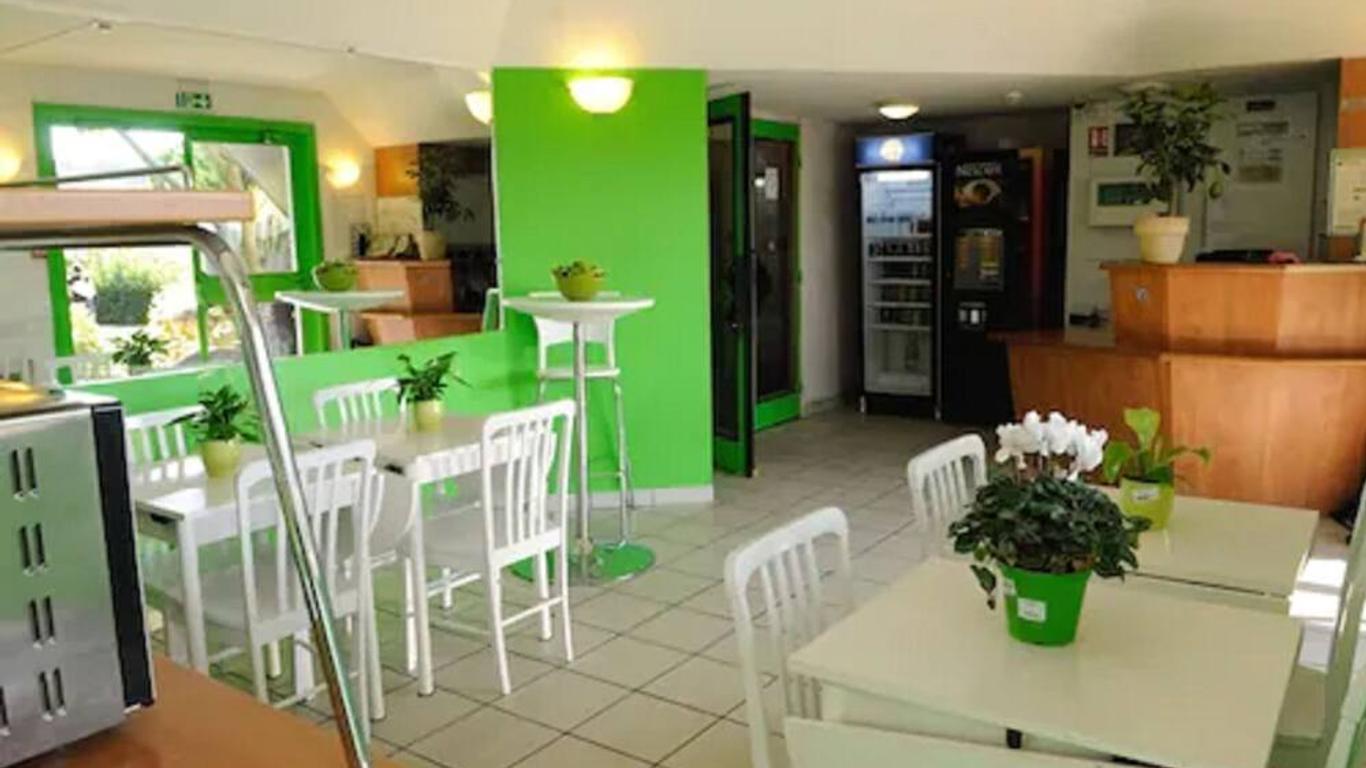 Lemon Hotel Le Coteau Roanne