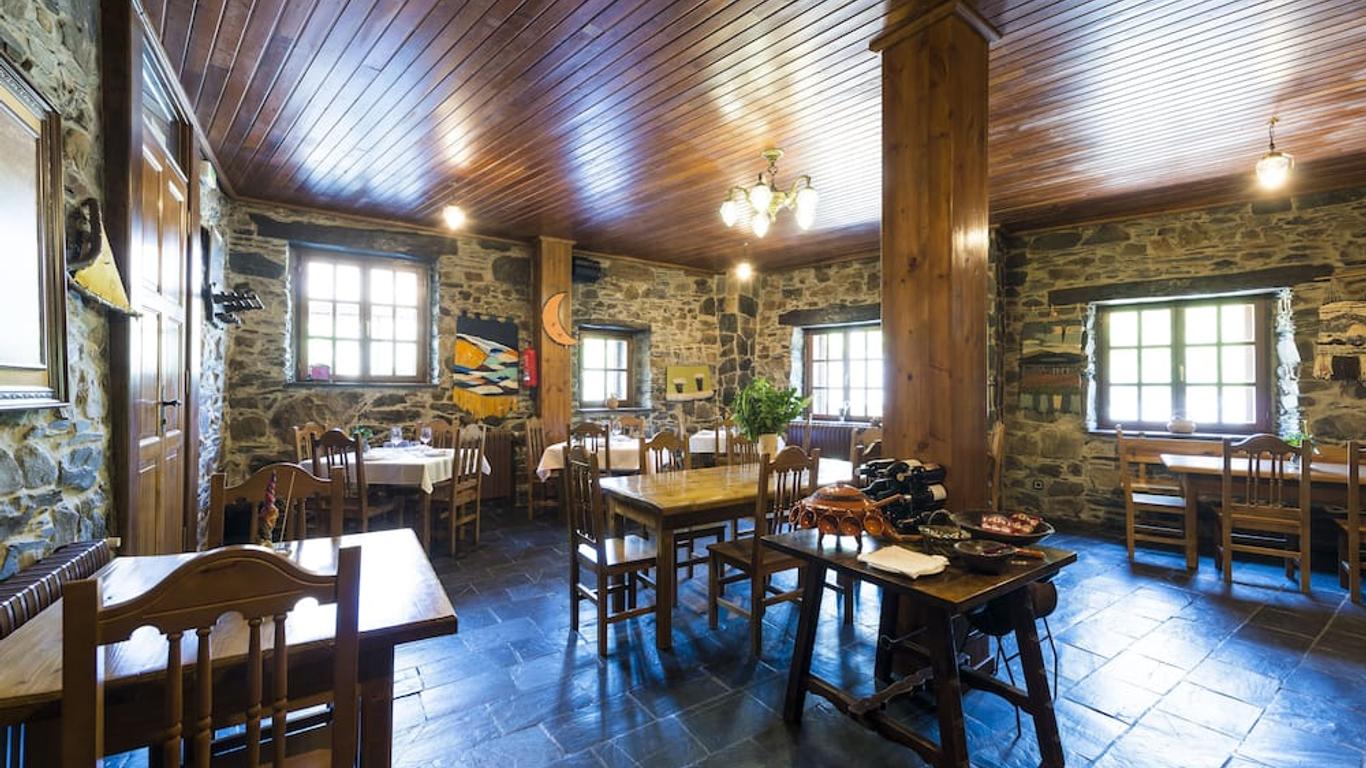 Hotel Rural Valle De Ancares