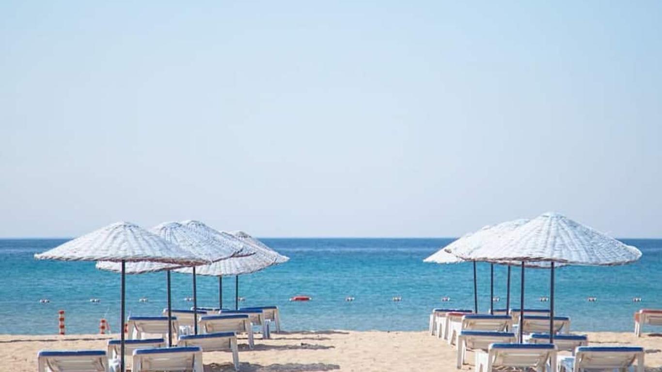 Amphora Hotel