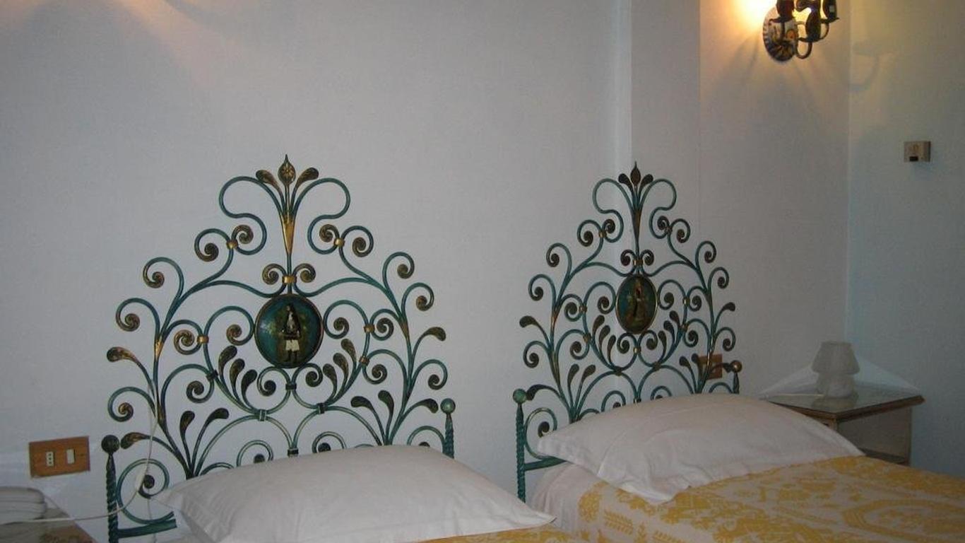 Hotel Grazia Deledda