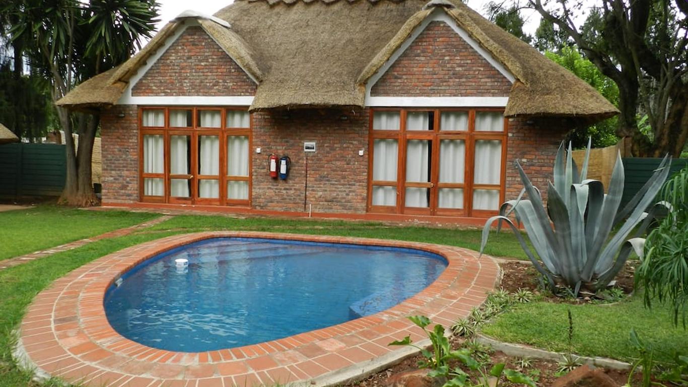 Kutandara Lodges