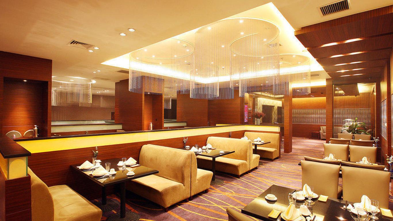 Grand Milea Hotel