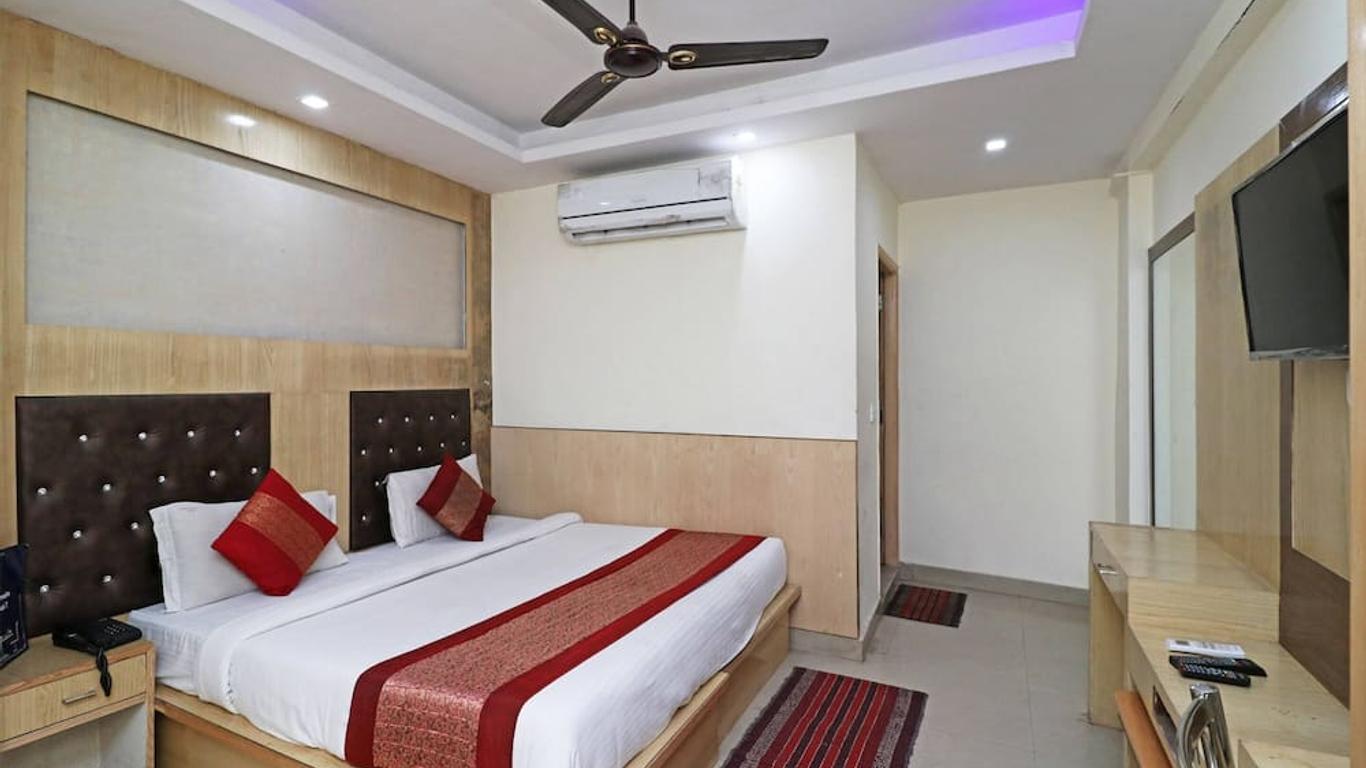 Oyo 9233 Hotel Cottage Lord Krishna
