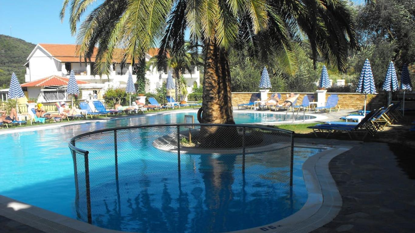 Perros Hotel