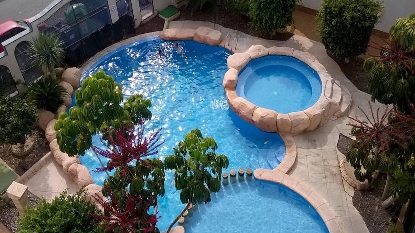 Playamarina 2 Apartments