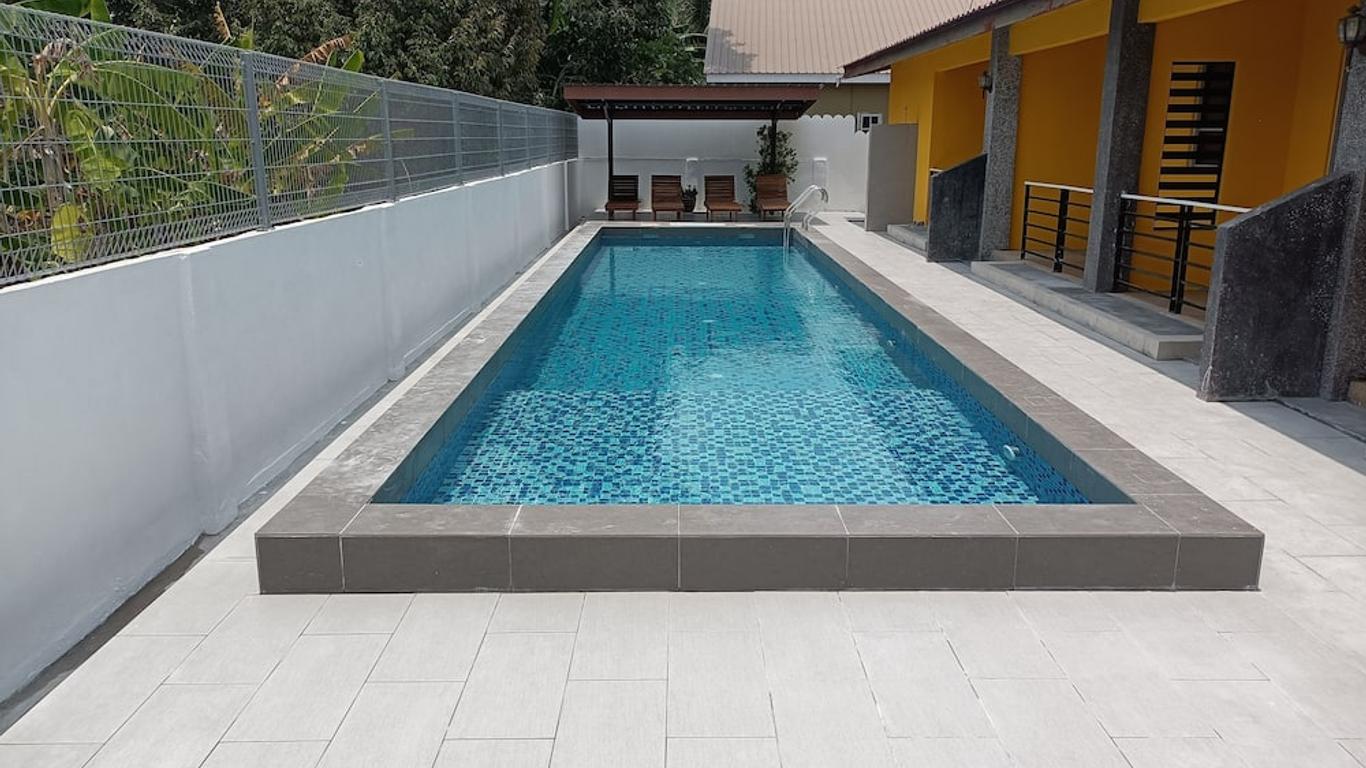 Ziella De Villa
