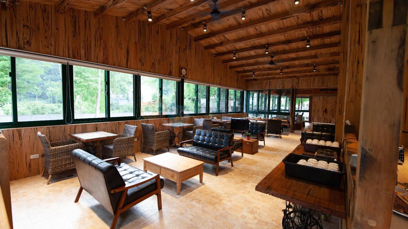 Hinoki House
